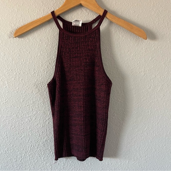 Ribbed Knit Tank Top Halter Neck Sleeveless Burgundy Maroon Casual Size Medium - Picture 1 of 4
